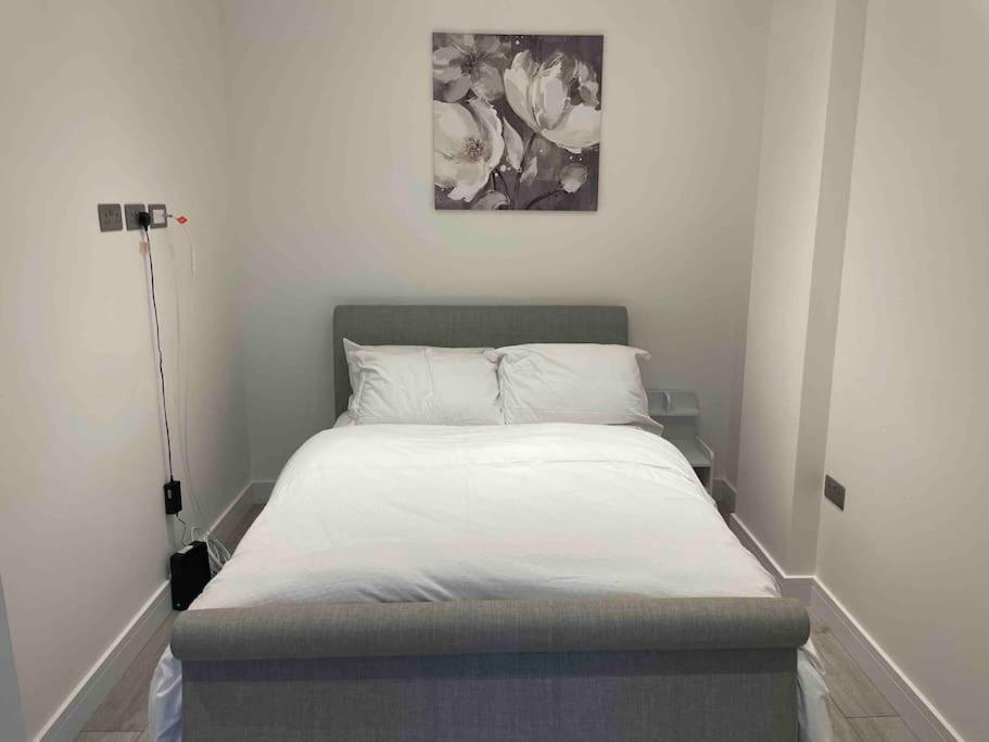 Stylish And Cosy 2 Bedroom Flat In Croydon Exterior photo